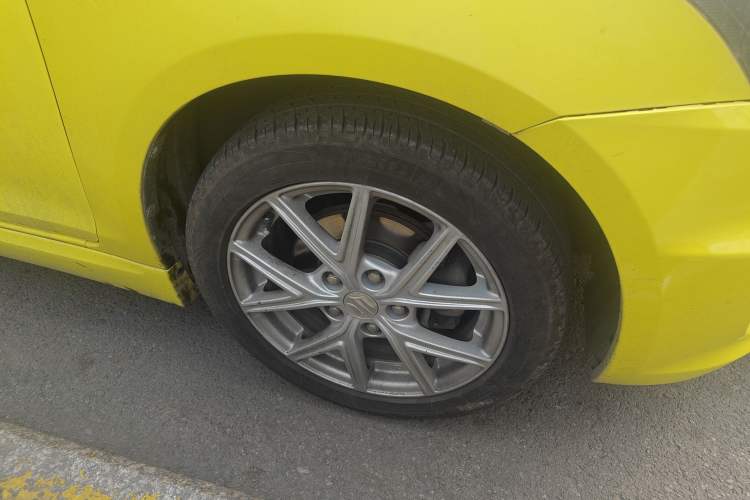 Used Suzuki Swift Sport 2014 1.6L CVT Two-Wheel Drive Luxury Edition Right Front Wheel Hub