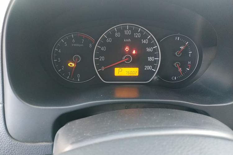Used Suzuki SX4 2007 Hatchback 1.6L Automatic Luxury Model Odometer Close Up