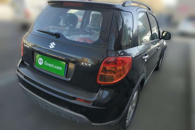 Used Suzuki SX4 2007 Hatchback 1.6L Automatic Luxury Model Rear Right 45 Deg