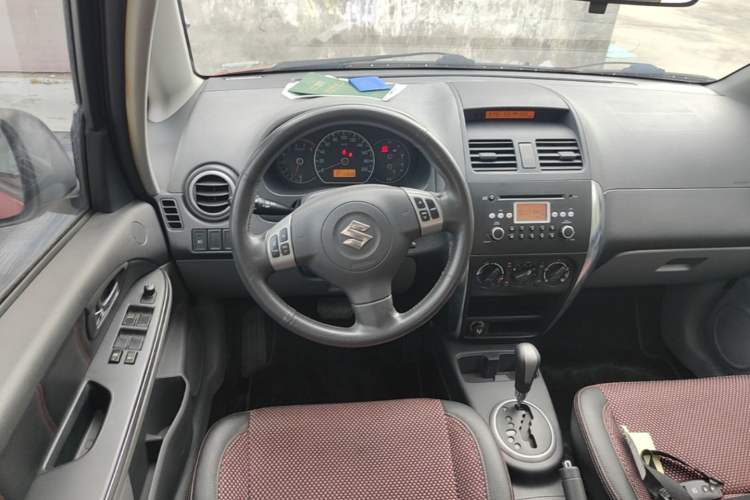 Used Suzuki SX4 2007 Hatchback 1.6L Automatic Fashionable Tianjiao Model Steering Wheel