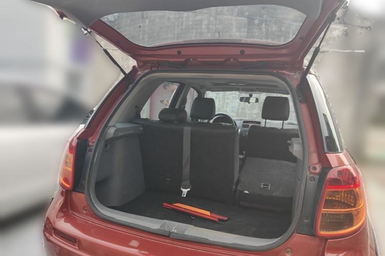 Used Suzuki SX4 2007 Hatchback 1.6L Automatic Fashionable Tianjiao Model Trunk