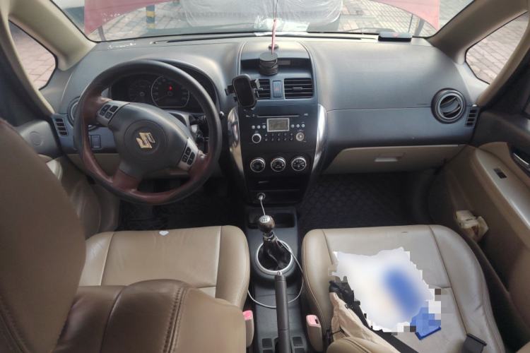 Used Suzuki SX4 2007 Hatchback 1.6L Manual Luxury Model Center Console