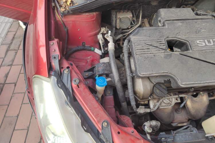 Used Suzuki SX4 2007 Hatchback 1.6L Manual Luxury Model Engine Bay Right
