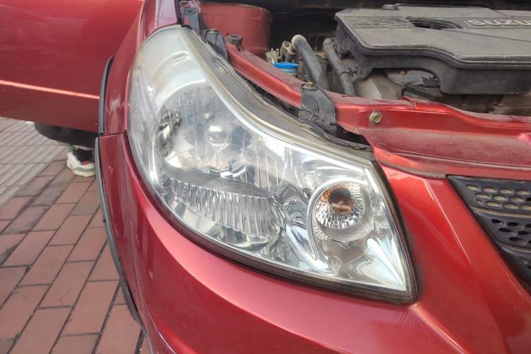 Used Suzuki SX4 2007 Hatchback 1.6L Manual Luxury Model Right Front Headlight