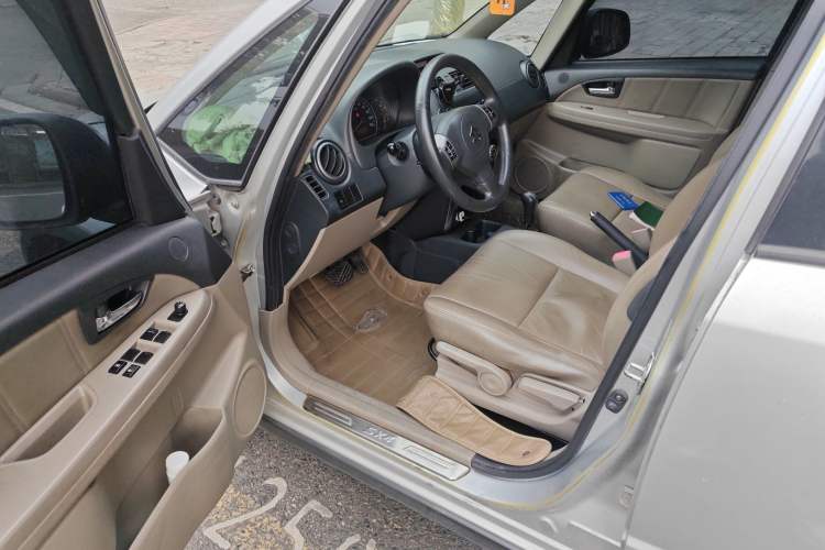 Used Suzuki SX4 2007 Hatchback 1.6L Automatic Luxury Model Driver Seat