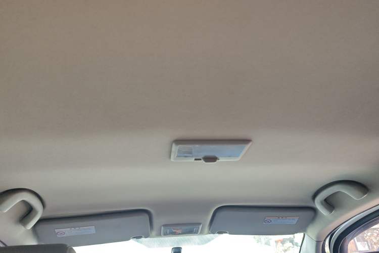 Used Suzuki SX4 2007 Hatchback 1.6L Manual Luxury Model Headliner