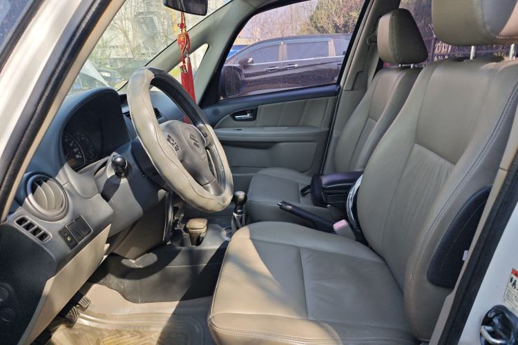 Used Suzuki SX4 2007 Hatchback 1.6L Manual Luxury Model Left Front Seat