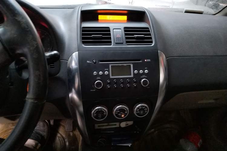 Used Suzuki SX4 2008 Sedan 1.6L Automatic Deluxe Model with Sunroof Audio And AC Panel