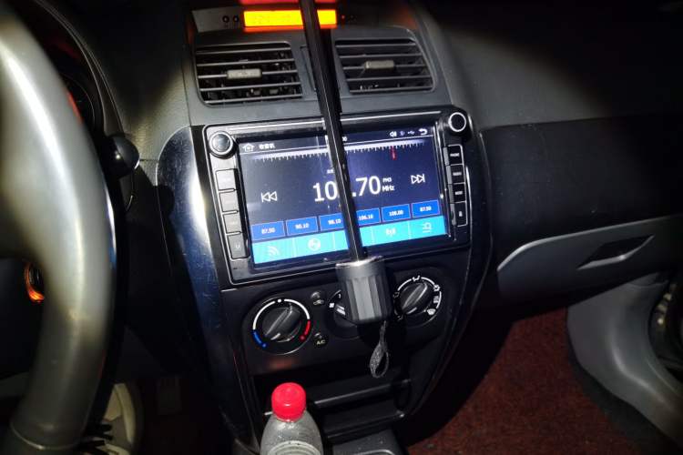 Used Suzuki SX4 2009 Hatchback 1.6L Automatic Sport Model Audio And AC Panel
