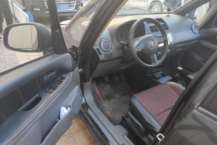 Used Suzuki SX4 2009 Hatchback 1.8L Manual Sport Model Driver Seat