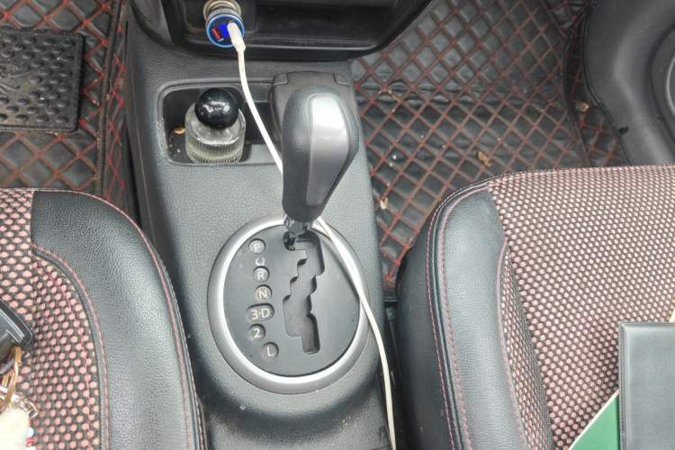 Used Suzuki SX4 2009 Hatchback 1.6L Automatic Sport Model Gear Lever