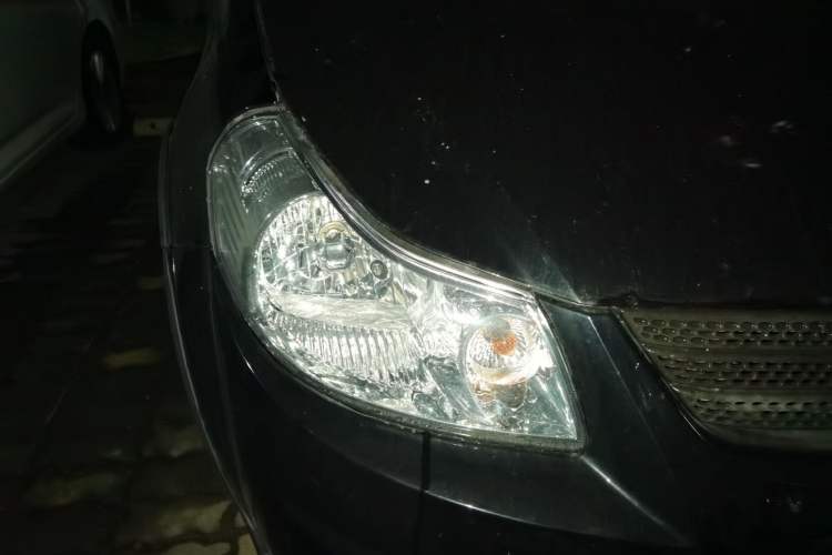 Used Suzuki SX4 2009 Hatchback 1.6L Automatic Sport Model Right Front Headlight