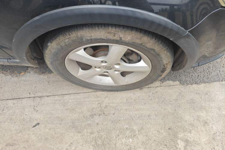 Used Suzuki SX4 2009 Hatchback 1.6L Automatic Sport Model Right Front Wheel Hub