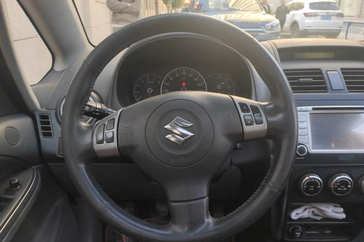 Used Suzuki SX4 2009 Hatchback 1.8L Manual Sport Model Steering Wheel
