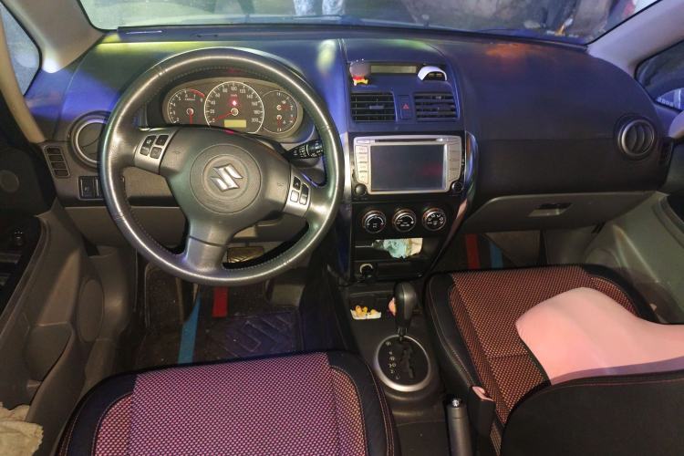Used Suzuki SX4 2009 Hatchback 1.8L Automatic Sport Model Center Console