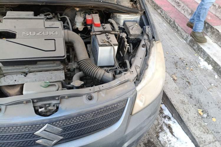 Used Suzuki SX4 2009 Hatchback 1.8L Manual Sport Model Engine Bay Left