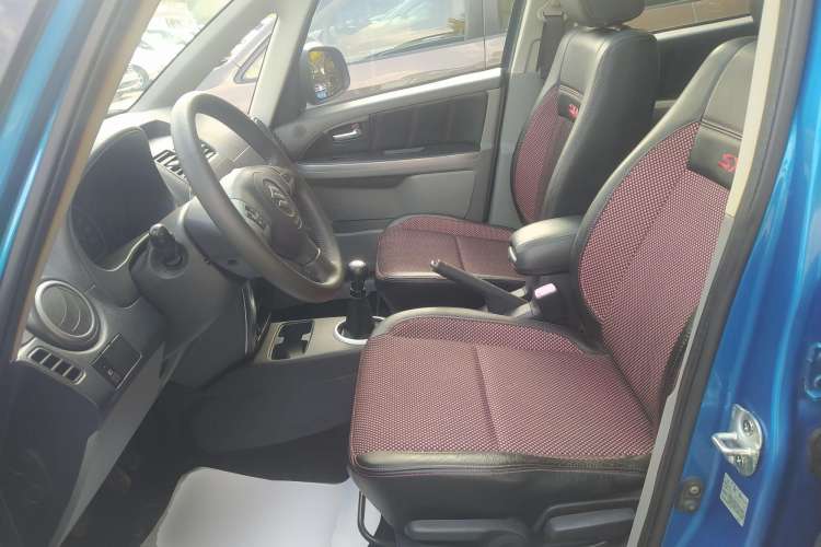 Used Suzuki SX4 2009 Hatchback 1.6L Manual Sport Model Left Front Seat