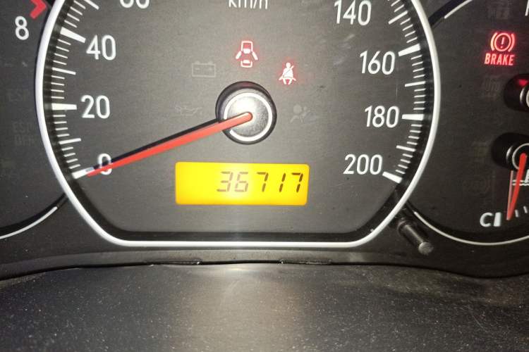 Used Suzuki SX4 2009 Hatchback 1.8L Manual Sport Model Odometer Close Up