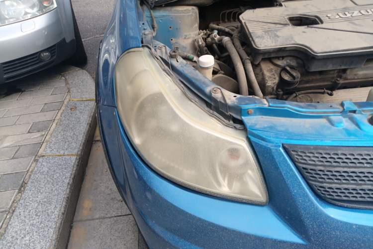 Used Suzuki SX4 2009 Hatchback 1.6L Automatic Sport Model Right Front Headlight