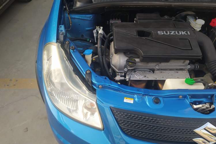 Used Suzuki SX4 2009 Hatchback 1.6L Manual Sport Model Right Front Headlight