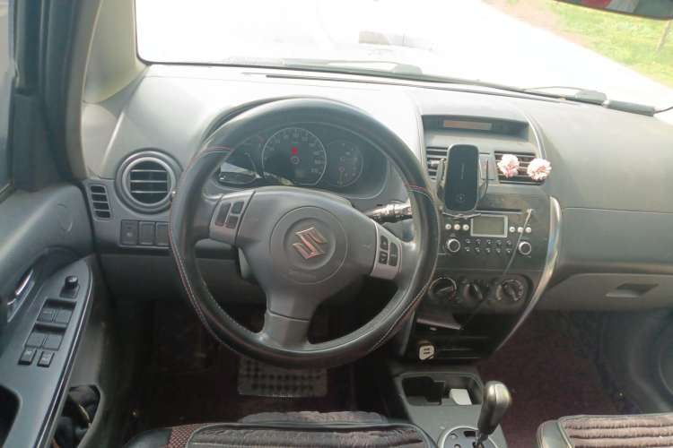 Used Suzuki SX4 2009 Hatchback 1.6L Automatic Sport Model Steering Wheel