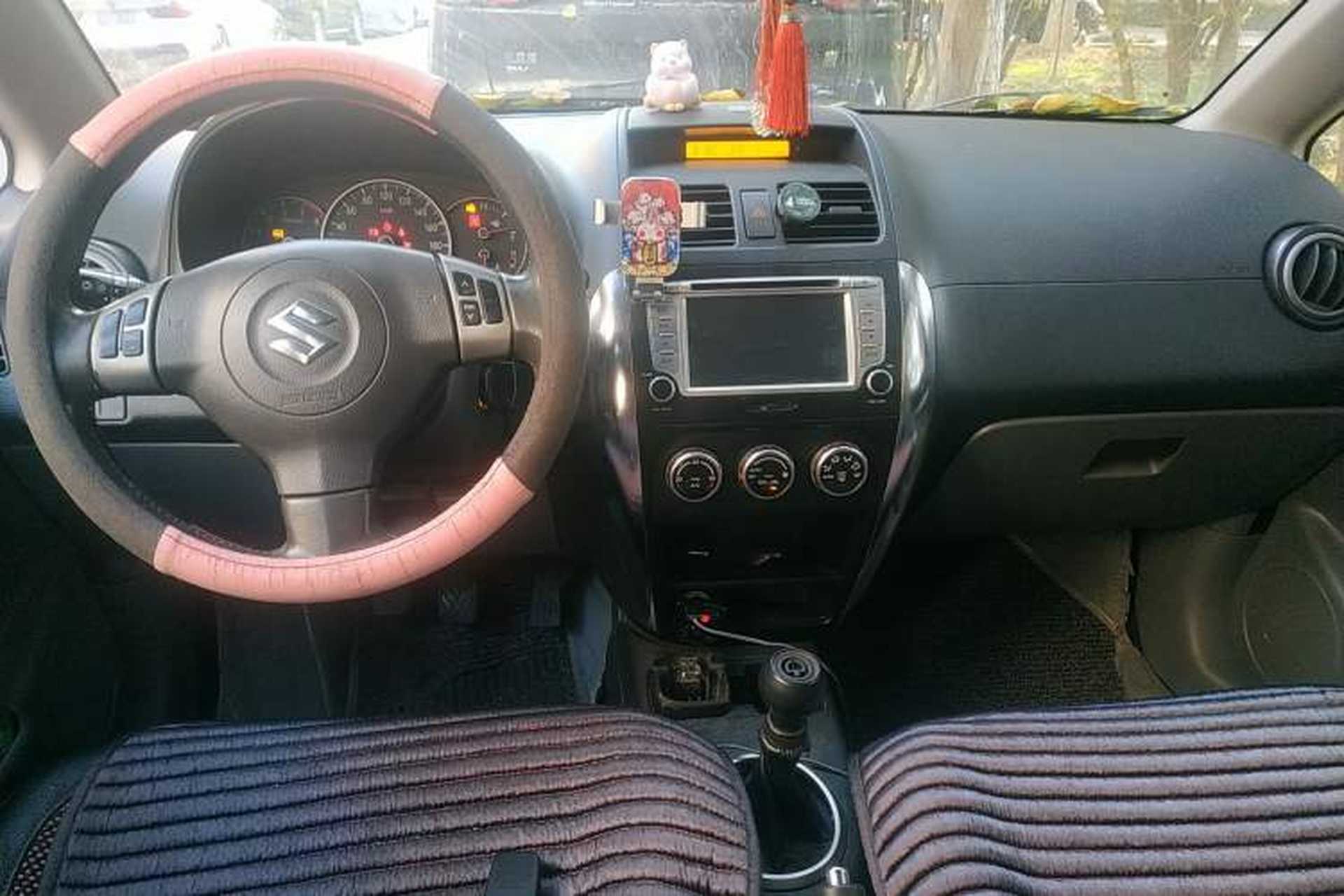 Used Suzuki SX4 2009 Hatchback 1.8L Manual Sport Model Center Console