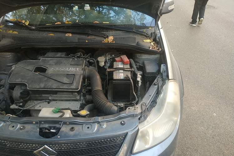 Used Suzuki SX4 2009 Hatchback 1.8L Manual Sport Model Engine Bay Left