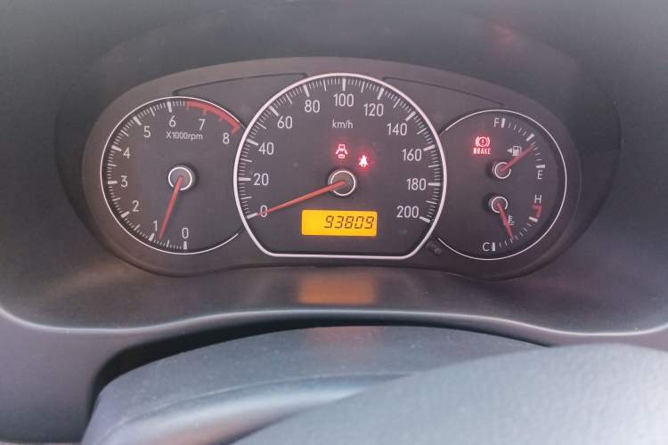 Used Suzuki SX4 2009 Hatchback 1.8L Manual Sport Model Odometer Close Up