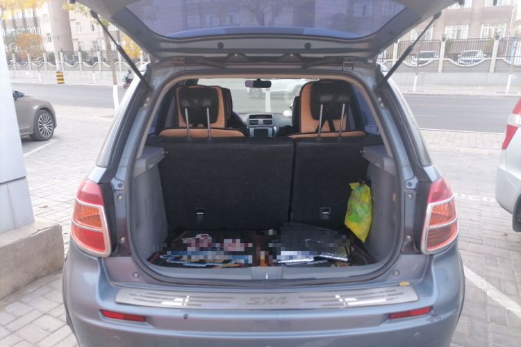 Used Suzuki SX4 2009 Hatchback 1.8L Manual Sport Model Trunk