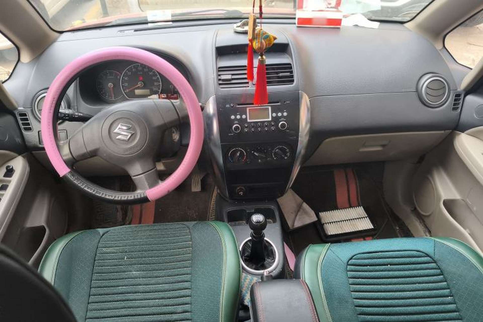 Used Suzuki SX4 2009 Hatchback 1.6L Manual Fashion Edition Center Console