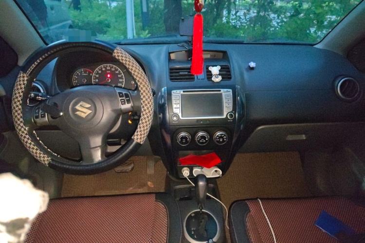Used Suzuki SX4 2009 Hatchback 1.8L Automatic Sport Model Center Console