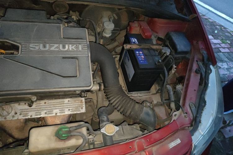 Used Suzuki SX4 2009 Hatchback 1.8L Automatic Sport Model Engine Bay Left