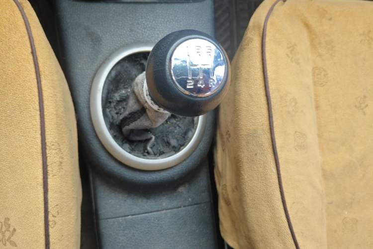 Used Suzuki SX4 2009 Hatchback 1.6L Manual Fashion Edition Gear Lever