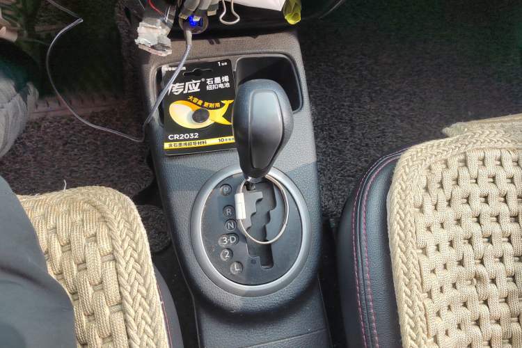 Used Suzuki SX4 2009 Hatchback 1.8L Automatic Sport Model Gear Lever