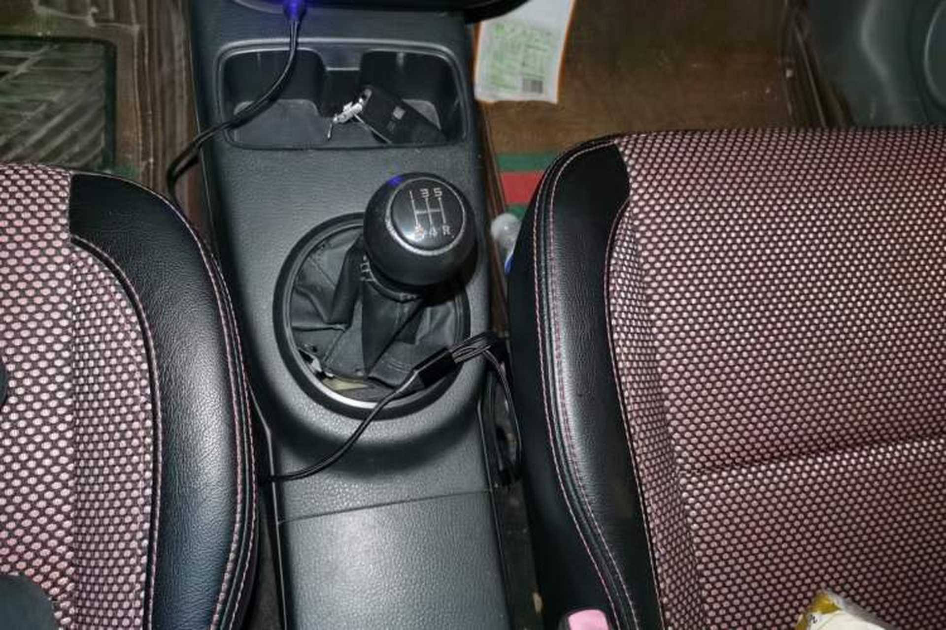 Used Suzuki SX4 2009 Hatchback 1.6L Manual Sport Model Gear Lever