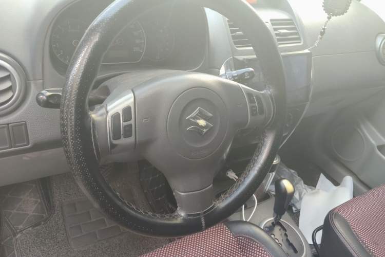 Used Suzuki SX4 2009 Hatchback 1.6L Automatic Sport Model Steering Wheel