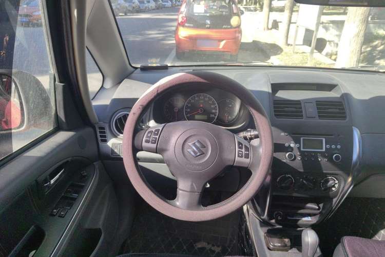 Used Suzuki SX4 2009 Hatchback 1.6L Automatic Sport Model Steering Wheel