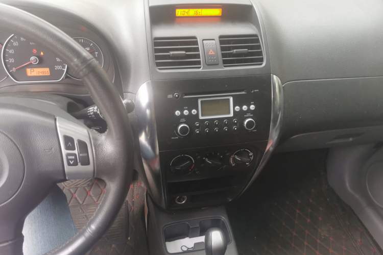 Used Suzuki SX4 2009 Hatchback 1.6L Automatic Sport Model Audio And AC Panel