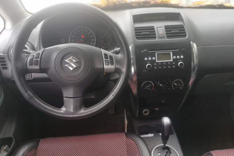 Used Suzuki SX4 2009 Hatchback 1.6L Automatic Sport Model Center Console