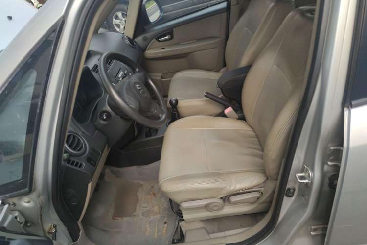 Used Suzuki SX4 2009 Sedan 1.6L Manual Elite Model Left Front Seat