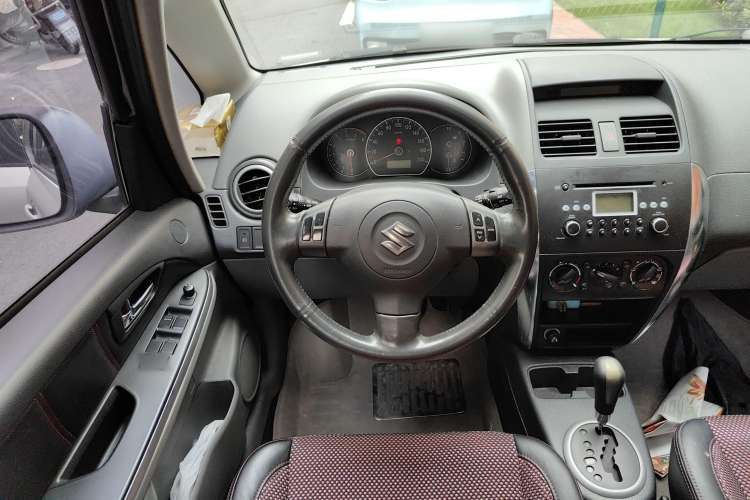 Used Suzuki SX4 2009 Hatchback 1.6L Automatic Sport Model Steering Wheel