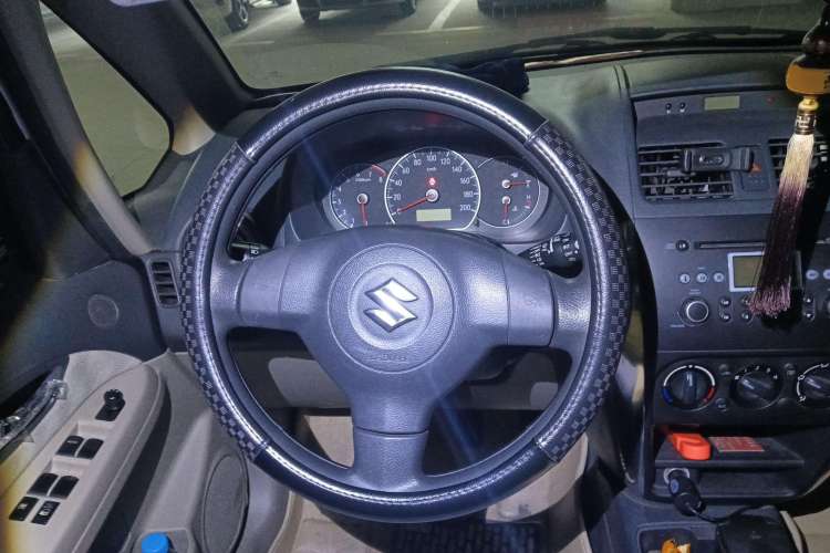 Used Suzuki SX4 2009 Hatchback 1.6L Manual Fashion Edition Steering Wheel