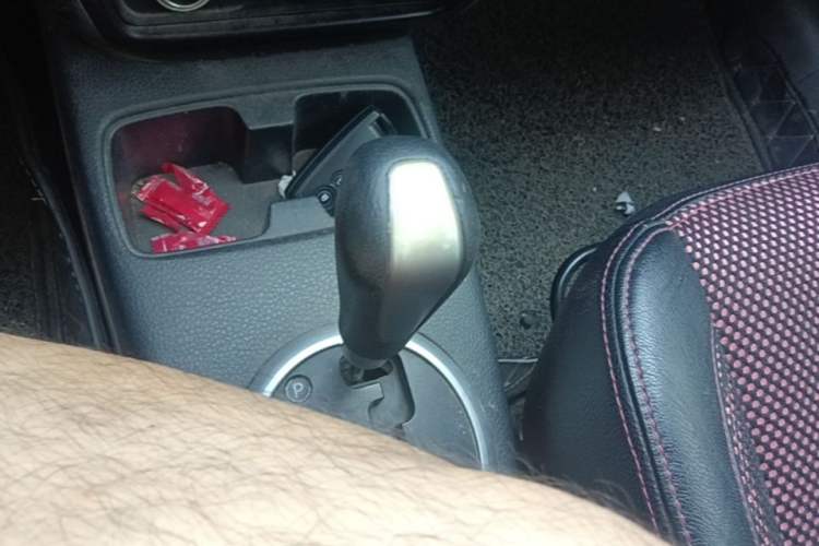 Used Suzuki SX4 2009 Hatchback 1.6L Automatic Sport Model Gear Lever
