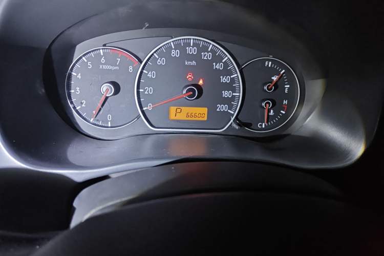 Used Suzuki SX4 2009 Hatchback 1.6L Automatic Sport Model Odometer Close Up