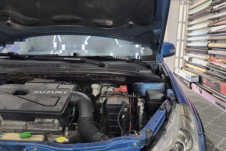 Used Suzuki SX4 2010 Hatchback 1.6L Automatic Champion Limited Edition Engine Bay Left