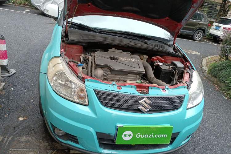 Used Suzuki SX4 2010 Hatchback 1.6L Automatic Champion Limited Edition Engine Bay Right