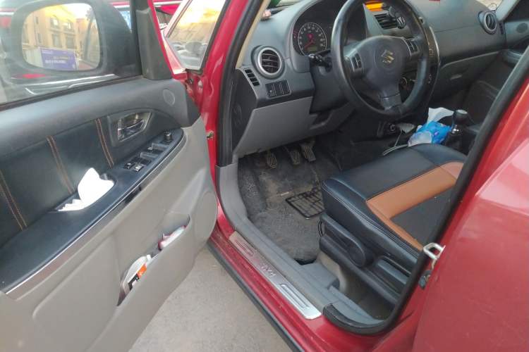 Used Suzuki SX4 2010 Hatchback 1.6L Manual Champion Limited Edition Driver Seat
