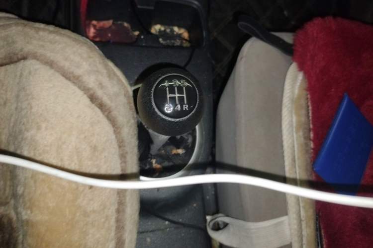 Used Suzuki SX4 2010 Hatchback 1.6L Manual Champion Limited Edition Gear Lever
