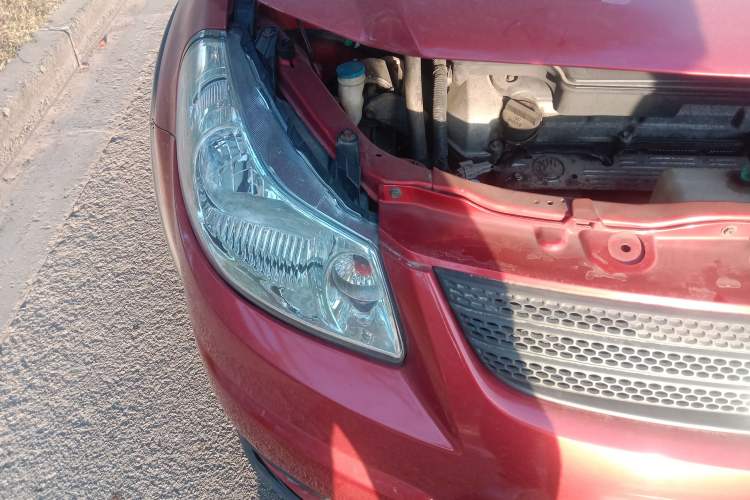 Used Suzuki SX4 2010 Hatchback 1.6L Manual Champion Limited Edition Right Front Headlight