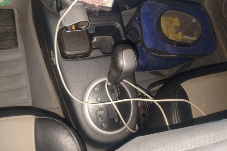 Used Suzuki SX4 2010 Sedan 1.6L Automatic Value Model Gear Lever